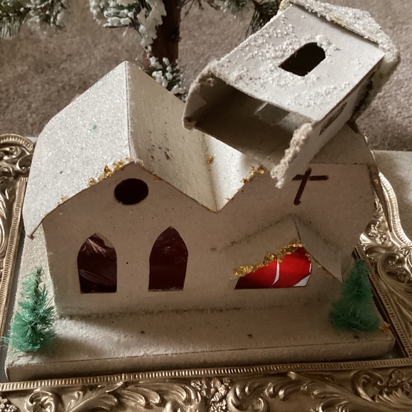 26 misc antique/vintage Christmas village pieces - Picture 8 of 16